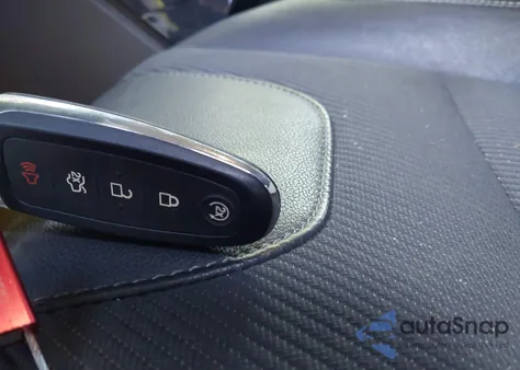 2013 Ford Escape Titanium из США, поврежденный, VIN 1FMCU0J90DUD39365